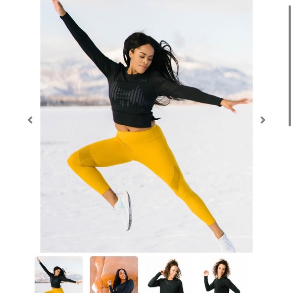 ZYIA Tops - Zyia black chillcicle crop long T RC